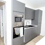 2br Flat Wifi, Parking Contractors & Families