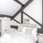 Lejlighed 2br Flat Wifi, Parking Contractors & Families *