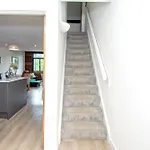 2br Flat Wifi, Parking Contractors & Families Lejlighed