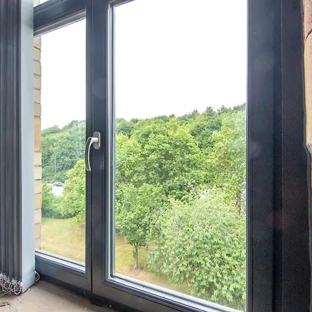 2br Flat Wifi, Parking Contractors & Families