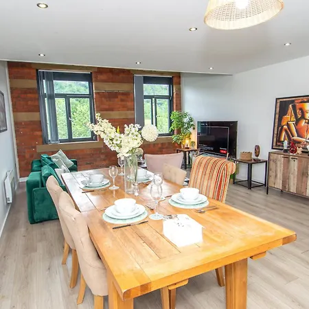 2br Flat Wifi, Parking Contractors & Families *