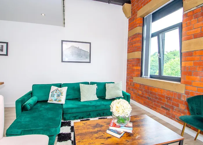 2br Flat Wifi, Parking Contractors & Families شقة