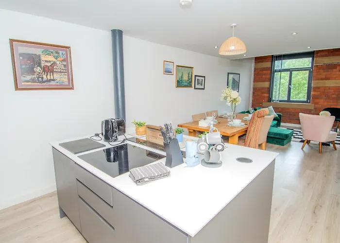 2br Flat Wifi, Parking Contractors & Families