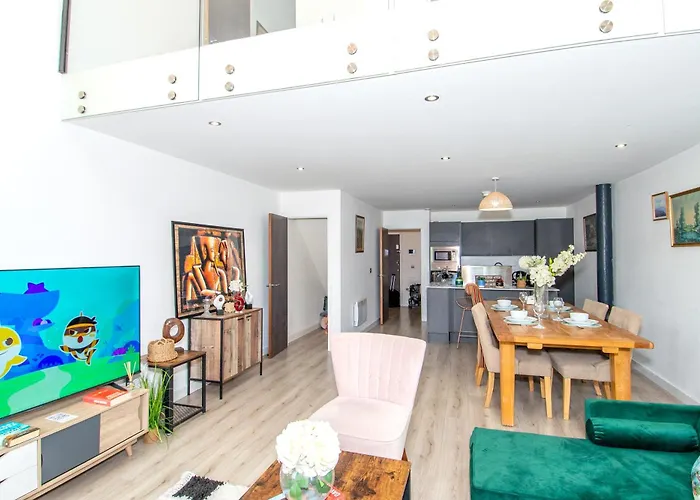 Apartamento 2br Flat Wifi, Parking Contractors & Families