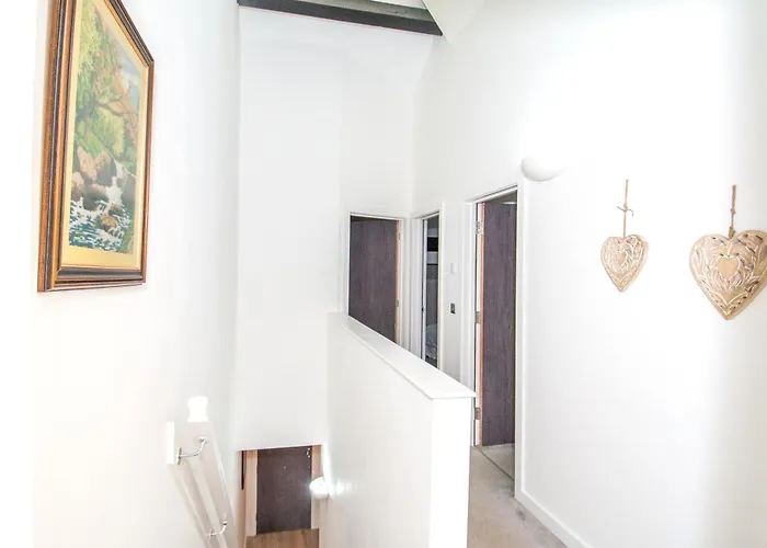 2br Flat Wifi, Parking Contractors & Families شقة برادفورد