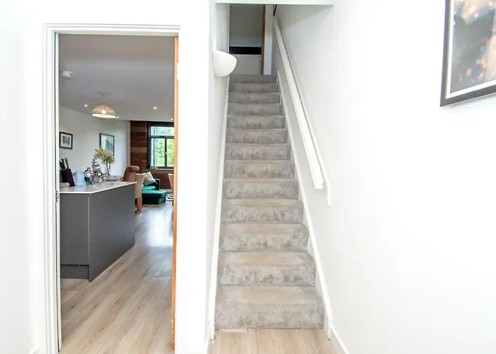 2br Flat Wifi, Parking Contractors & Families Apartamento