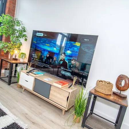 2br Flat Wifi, Parking Contractors & Families