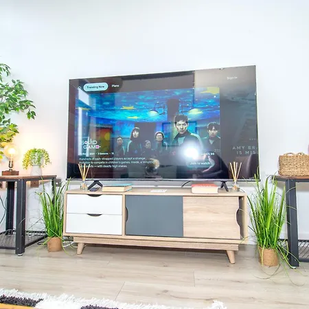 2br Flat Wifi, Parking Contractors & Families 브래드퍼드