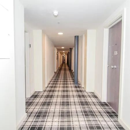 2br Flat Wifi, Parking Contractors & Families 아파트