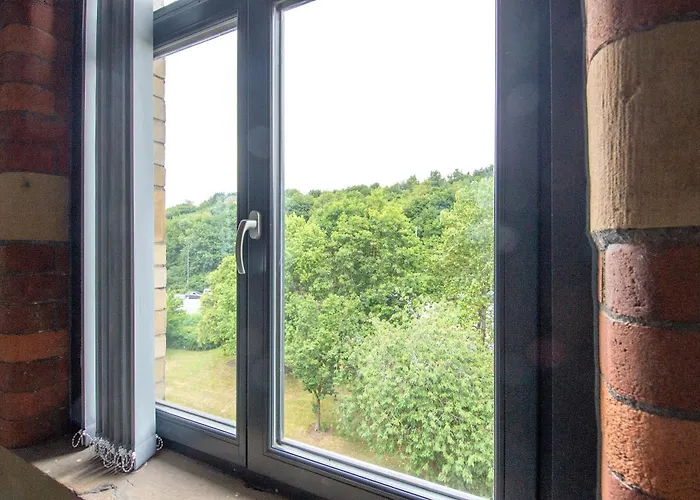 2br Flat Wifi, Parking Contractors & Families